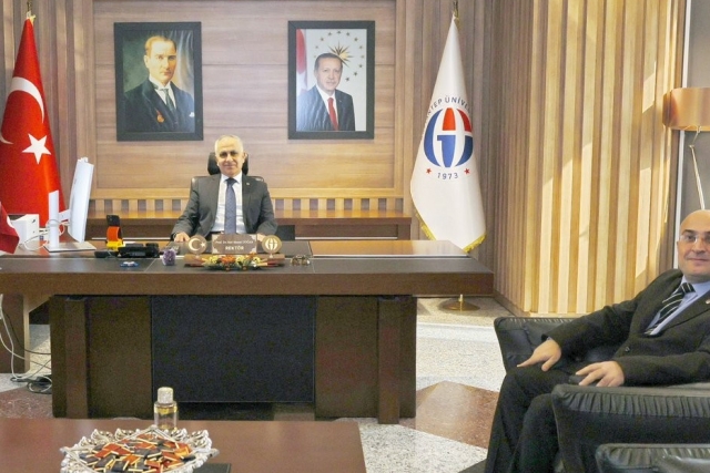 REKTÖR PROF. DR. DOĞAN, TÜBİTAK 1002 DESTEKLİ PROJE YÜRÜTÜCÜSÜ ÖZBAY’I KABUL ETTİ