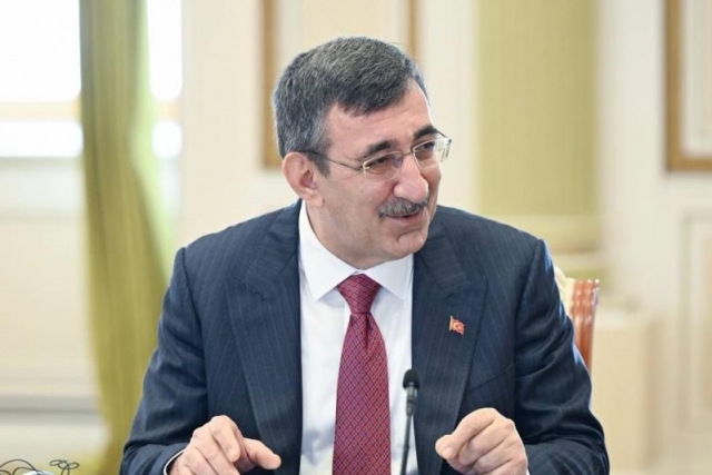 Azerbaycan Cumhurbaşkanı Aliyev, TDT Hükümet Başkanları Toplantısı katılımcılarını kabul etti