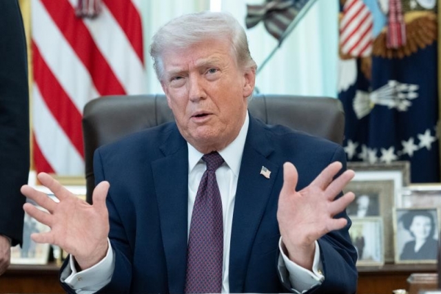 Trump: "ABD, İran'dan hızlı bir şekilde çıkacak ve gerekirse geri dönecek"