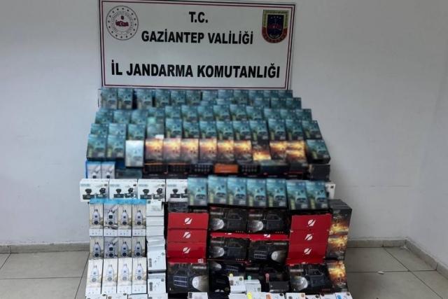 Gaziantep'te 1 milyon TL değerinde kaçak malzeme ele geçirildi: 1 gözaltı