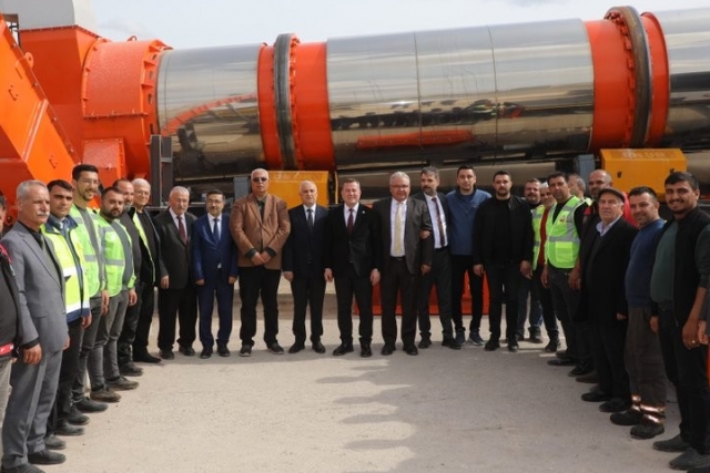 Nizip'te 40 yıllık asfalt şantiyesi yenilenerek hizmete açıldı