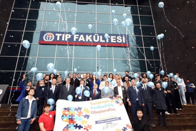 GAÜN’DE OTİZM FARKINDALIK GÜNÜ ETKİNLİĞİ DÜZENLENDİ