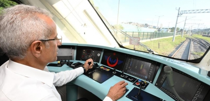 Bakan Uraloğlu: "8 yılda Başkentray ile 140.3 milyon yolcu taşıdık"