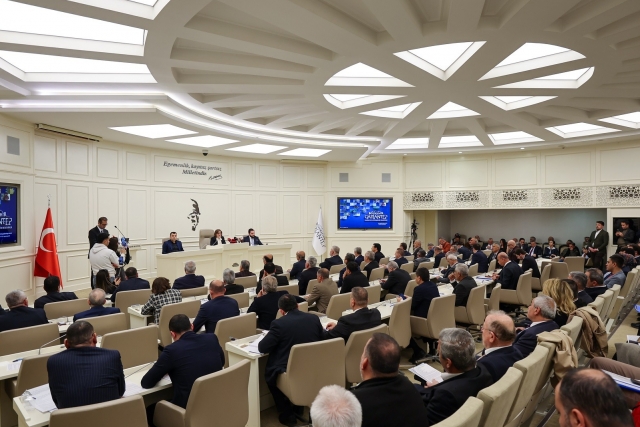 BÜYÜKŞEHİR MECLİSİ'NDE BAKAN TEKİN'E PAYE, ÇİFTÇİYE DESTEK!