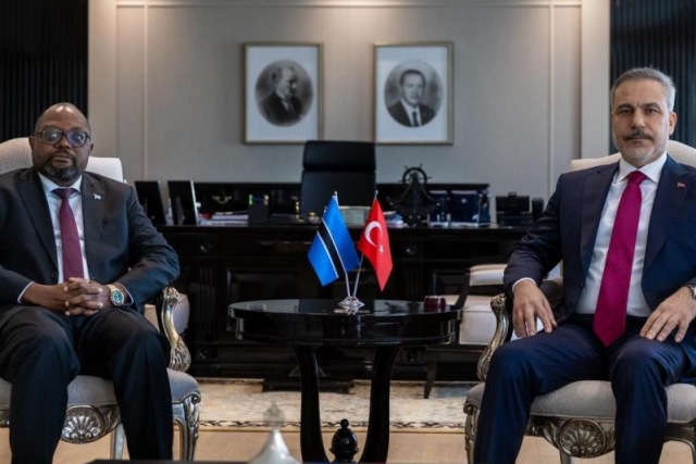 Bakan Fidan, Botsvana Uluslararası İlişkiler Bakanı Butale ile görüştü