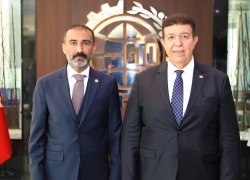 GTO BAŞKANLARI 23 NİSAN ULUSAL EGEMENLİK VE ÇOCUK BAYRAMI’NI KUTLADI