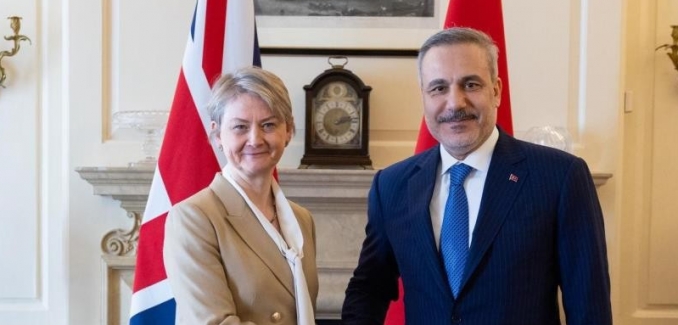 Dışişleri Bakanı Fidan, İngiltere’de