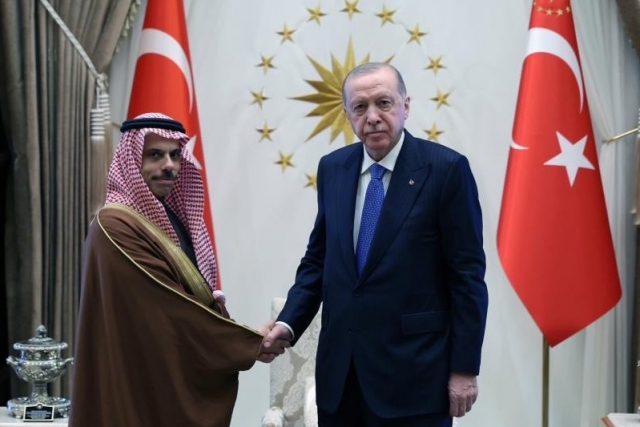 Cumhurbaşkanı Erdoğan, Suudi Arabistan Dışişleri Bakanı Ferhan'ı kabul etti
