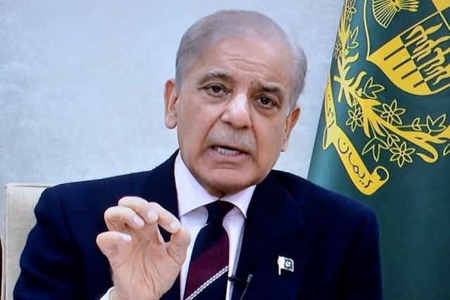 Pakistan Başbakanı Şerif, İran Cumhurbaşkanı Pezeşkiyan ile telefonda görüştü
