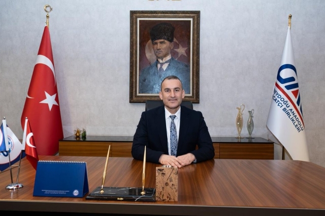 Başkan Murat Bakır: “Samsun’da Yakılan Meşale Geleceğimizi Aydınlatıyor”