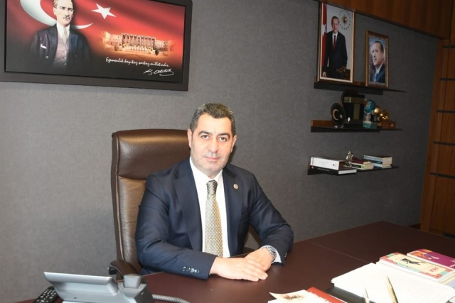 Bozgeyik: “Kurban, Teslimiyetin ve Dayanışmanın En Güçlü Nişanesidir” Bozgeyik: “Kurban, Teslimiyetin ve Dayanışmanın En Güçlü Nişanesidir”