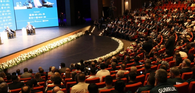 NTO, GAZİANTEP-HALEP KENT EKONOMİLERİ ZİRVESİ’NDE KÜRESEL TİCARETİN GELECEĞİ TOPLANTISINA KATILDI