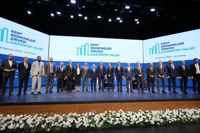 Gaziantep ile Halep arasında üretim ve ticaret alanında konular değerlendirildi Gaziantep ile Halep arasında üretim ve ticaret alanında konular değerlendirildi