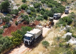 Şehitkamil'de arazi yolları açma çalışmaları sürüyor