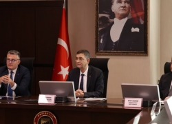 GSO’DA TEKSTİL SEKTÖRÜ İSTİŞARE TOPLANTISI GERÇEKLEŞTİRİLDİ
