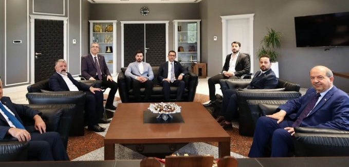 KKTC ÖNCEKİ DÖNEM CUMHURBAŞKANI ERSİN TATAR’DAN REKTÖR DOĞAN’A ZİYARET
