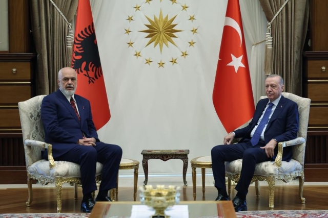 Cumhurbaşkanı Erdoğan, Arnavutluk Başbakanı Edi Rama ile görüştü
