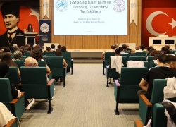 GİBTÜ Tıp Fakültesi Öğrencileri Klinik Eğitim Sürecine Resmen Başladı