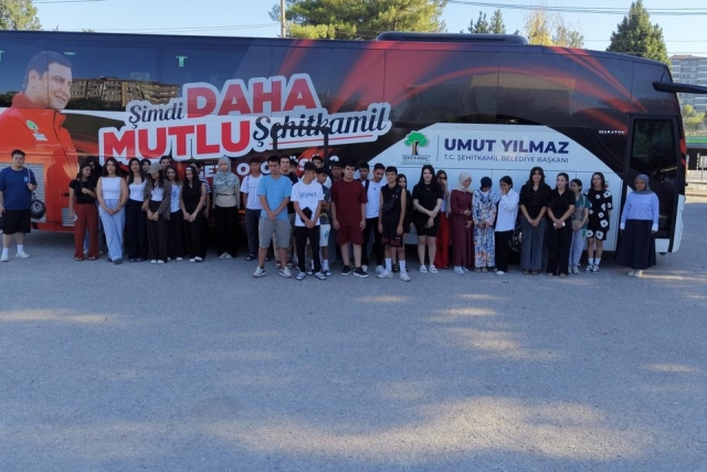 Başkan Yılmaz’dan Öğrencilere Yaz Sürprizi