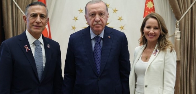 Cumhurbaşkanı Erdoğan, ABD Temsilciler Meclisi Üyesi Issa'yı kabul etti