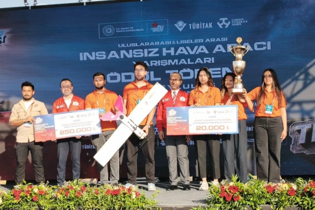 HKÜ Viento’dan TEKNOFEST’te Çifte Ödül!