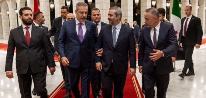 Fidan’dan Suriye ile Üçlü Görüşme