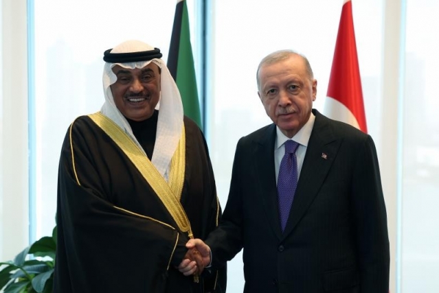 Cumhurbaşkanı Erdoğan, Kuveyt Veliaht Prensi Al-Sabah ile görüştü