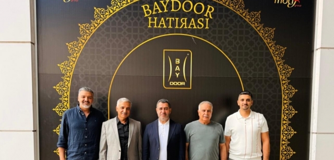 Baydoor Başkanı Mehmet Nuri Bay, önemli konukları fabrikada ağırladı.