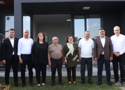 Başkan Şahin, "Bahçelievler" Proje Alanında Örnek Dairenin Tanıtımını Yaptı