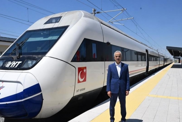 Halkalı-Kapıkule'de seyahat süresi 4 saatten 1,5 saate düşecek