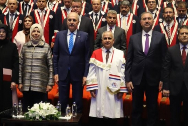 TBMM Başkanı Kurtulmuş: "Terörün bitmesiyle savaş baronları kaybedecek" TBMM Başkanı Kurtulmuş: "Terörün bitmesiyle savaş baronları kaybedecek"