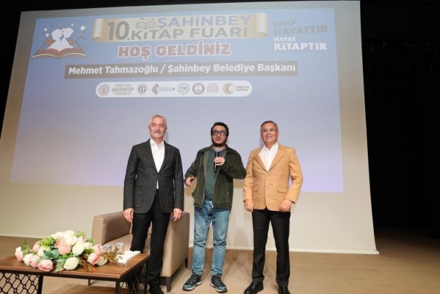 Prof. Dr. Oytun Erbaş evlilik için Başkan Tahmazoğlu’ndan yardım istedi