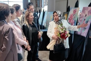 ŞEHİTKAMİLLİ HANIMLARIN ESERLERİ GÖRÜCÜYE ÇIKTI  KALPTEN TUVALE YANSIMALAR SERGİSİ AÇILDI