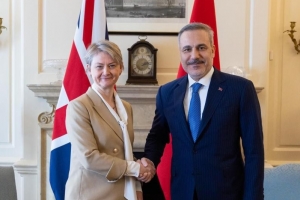 Dışişleri Bakanı Fidan, İngiltere’de