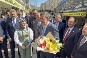 Cumhurbaşkanı Yardımcısı Yılmaz: "Türkiye, çevresindeki tüm krizlere rağmen istikrarını koruyor"